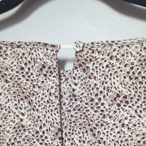 Tan and Brown Ruffled Blouse with Relaxed Fit - Picture 5 of 6